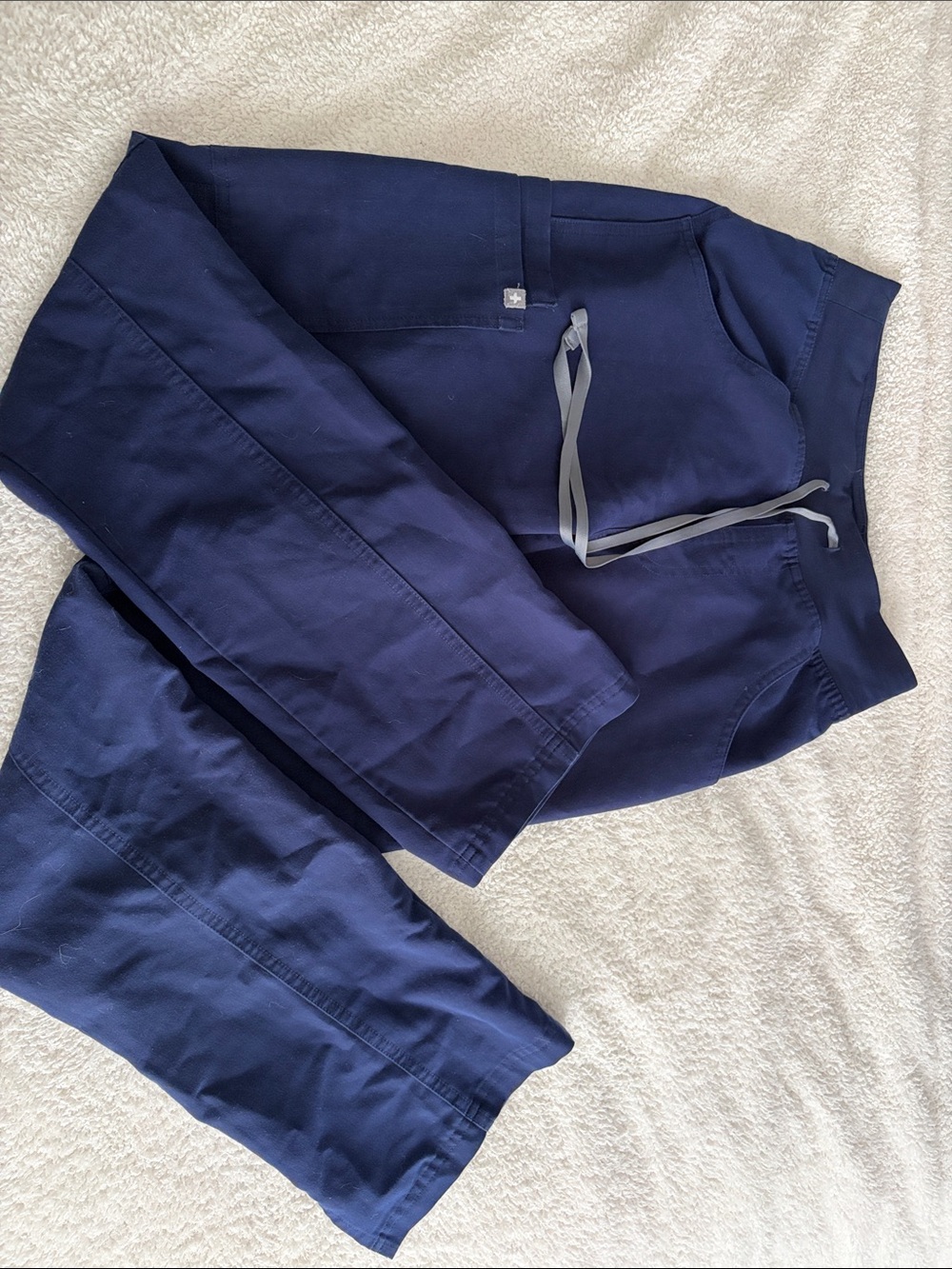 Figs Women's Navy Straight-Leg Scrub Pants with Gray Drawstring